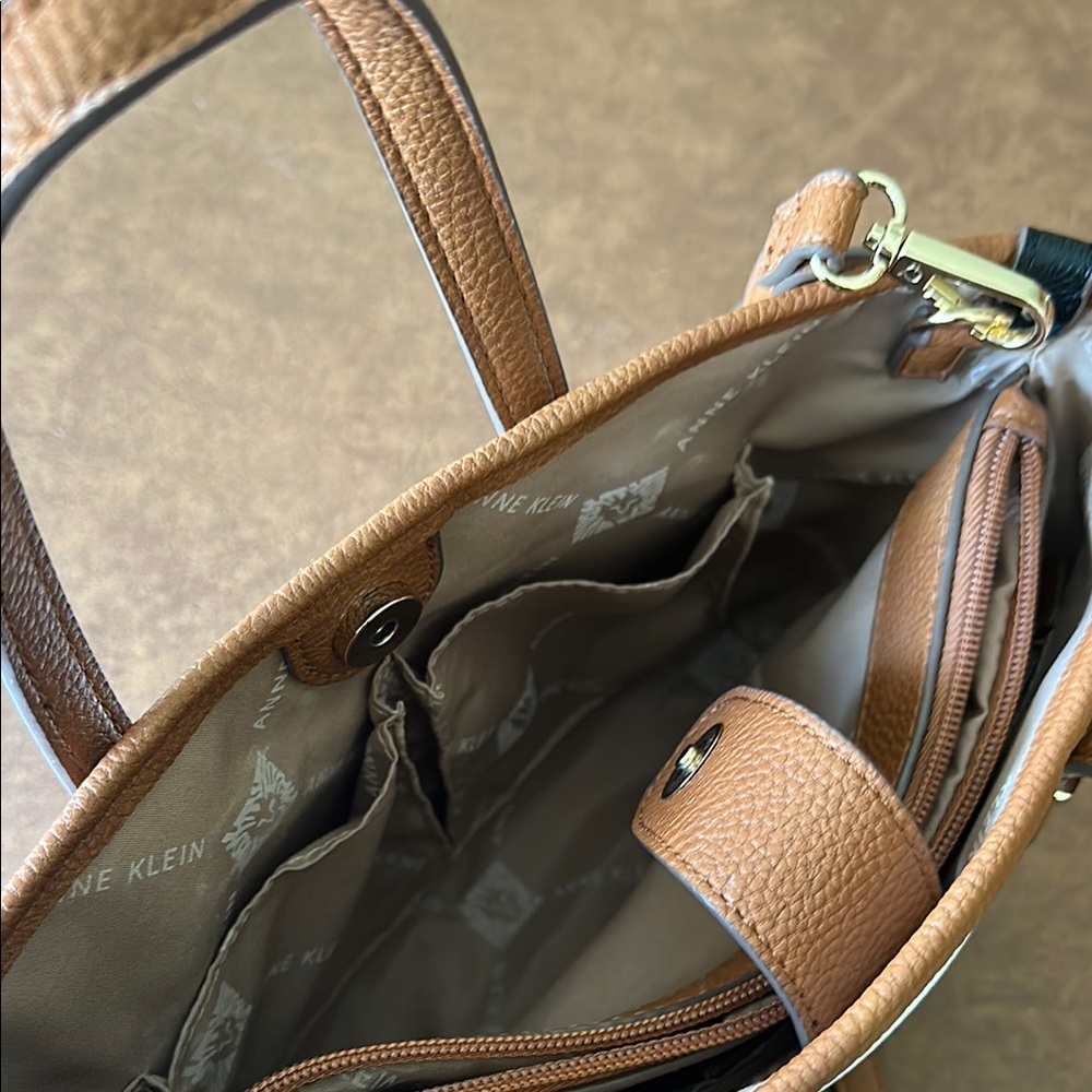 White and Brown Anne Klein Tote Bag - Picture 5 of 9